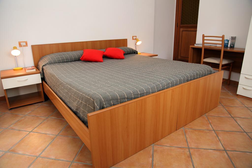 La Contessa Aparthotel Santa Teresa Gallura Δωμάτιο φωτογραφία