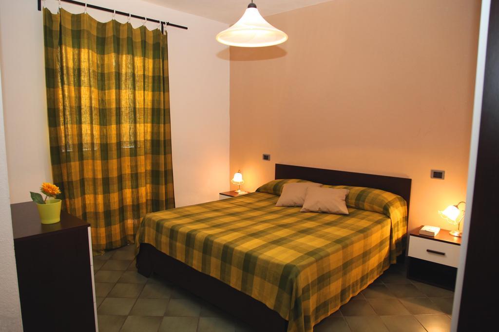 La Contessa Aparthotel Santa Teresa Gallura Δωμάτιο φωτογραφία